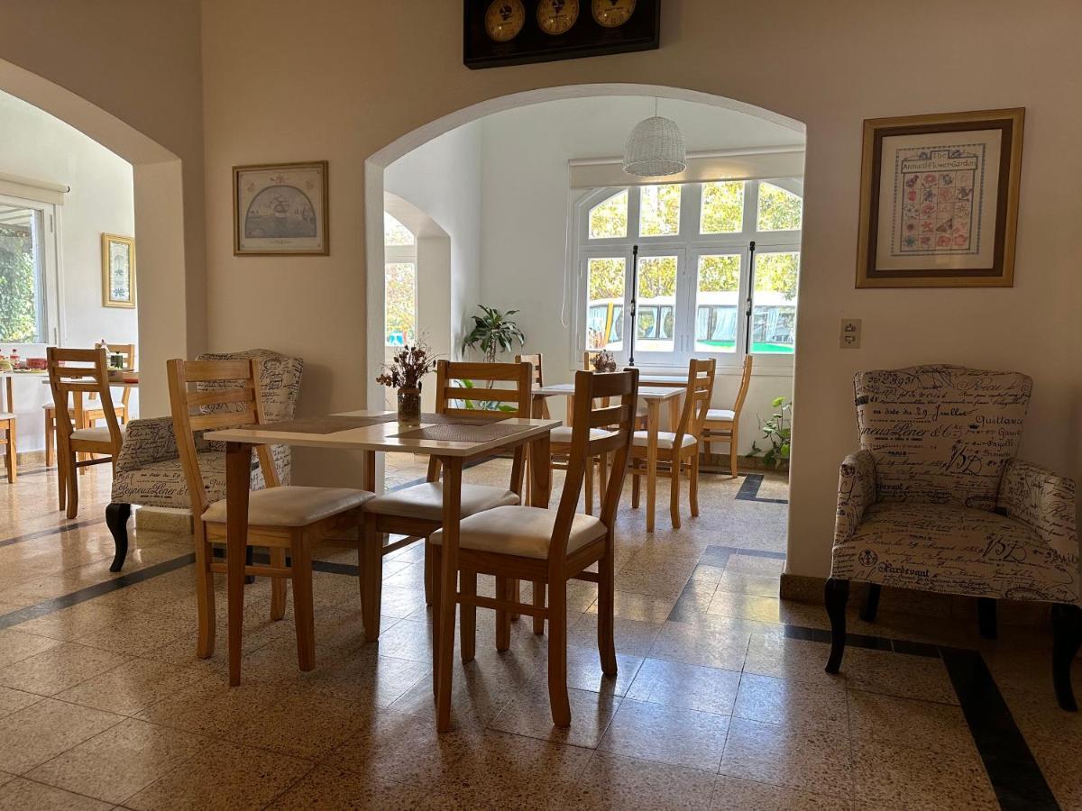 Aparthosteriaplaza Apartahotel *